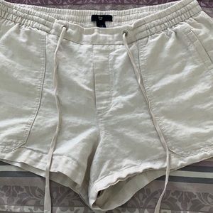Soft Gap khaki shorts Large. Great condition